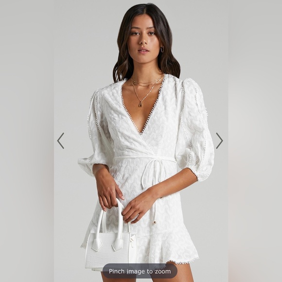 Showpo white dress size M - Picture 3 of 6